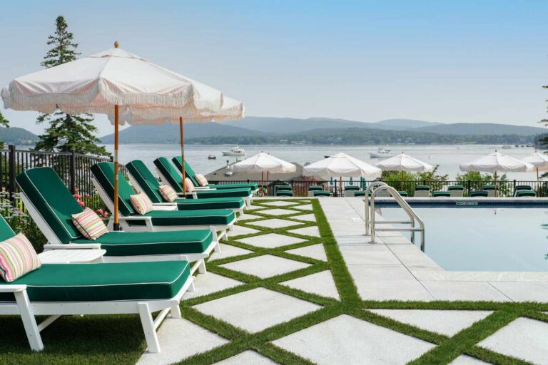 Best coastal luxury hotels in the US: A strategic audit of seaside assets.