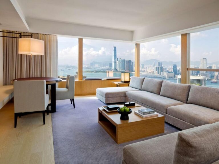 Best luxury hotel membership plans: A strategic audit of access-based assets.