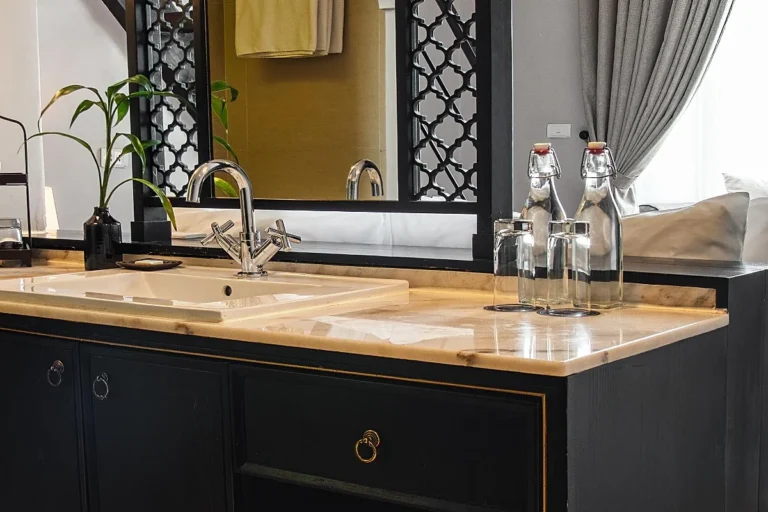 Common luxury hotel amenity mistakes: A strategic audit of travel utility.