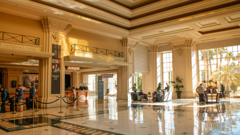 How to manage luxury hotel bookings: A strategic audit for elite travel management.
