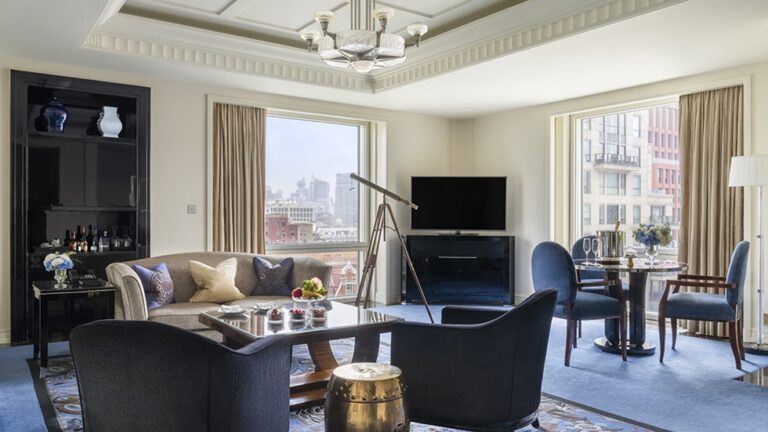 Luxury suite hotels usa: A strategic audit of spatial utility and asset management.