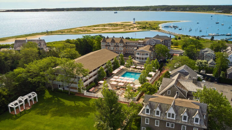 Luxury vineyard hotels usa: A strategic operational audit.